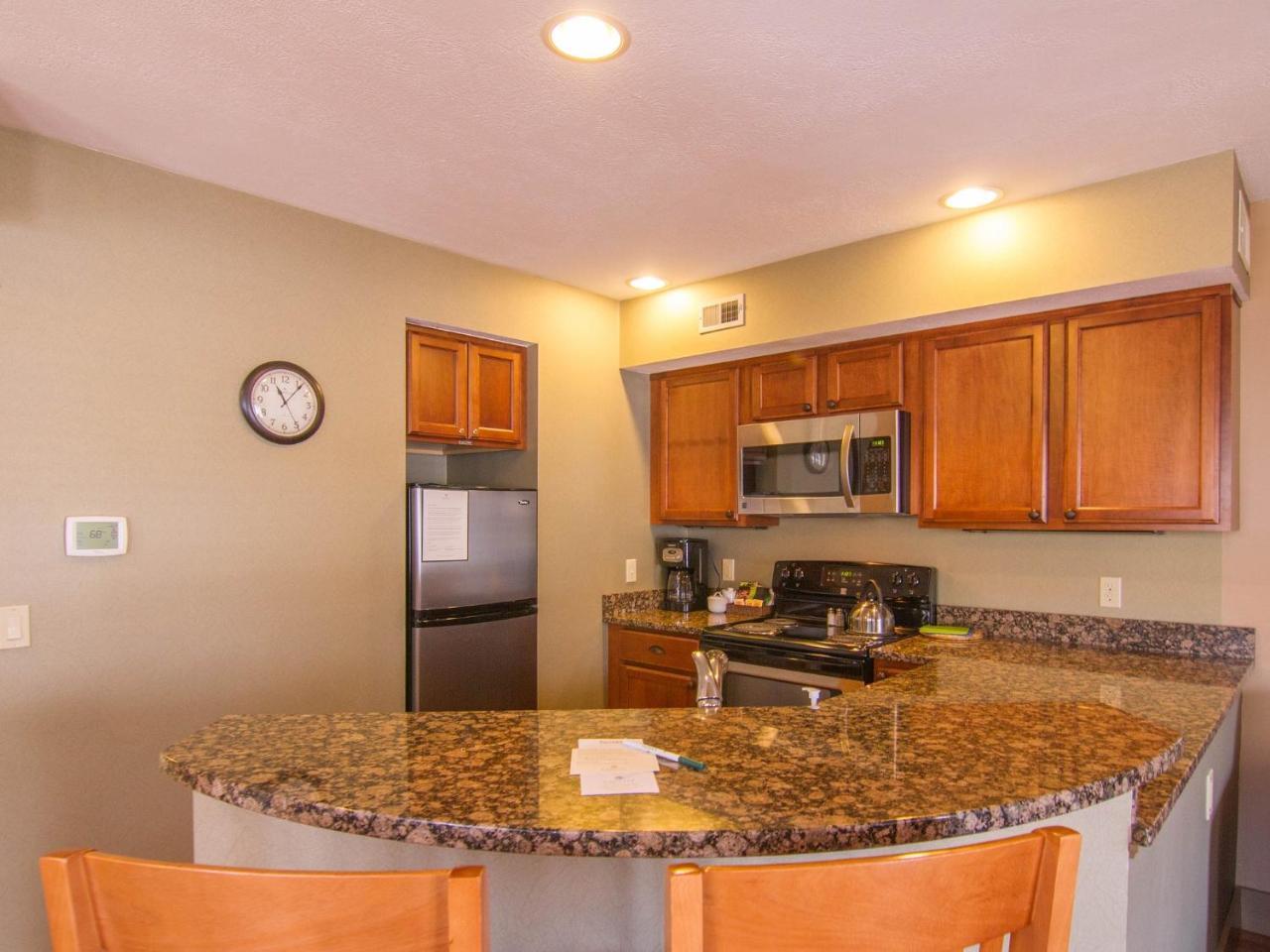 Spacious 2 Bed Condo At Crystal Mountain Resort Thompsonville ภายนอก รูปภาพ